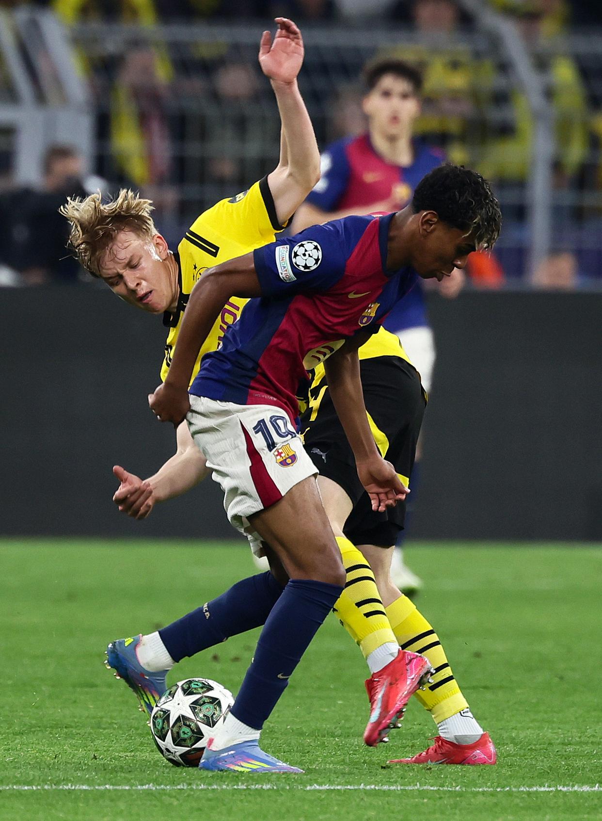 巴塞罗那憾负晋级首发淘汰赛的简单介绍 巴塞罗那憾负晋级首发淘汰赛的简单介绍