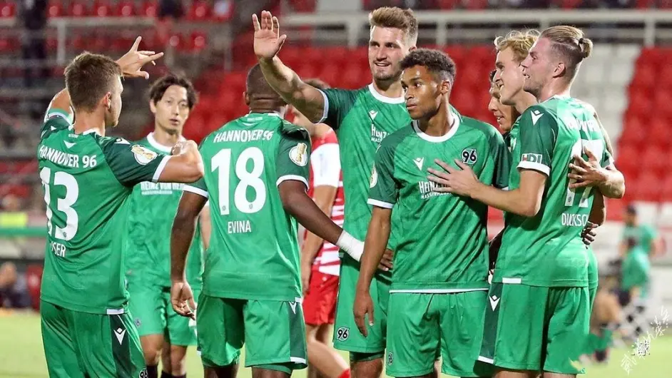 关于汉诺威96队员因伤缺席接下来的比赛的信息