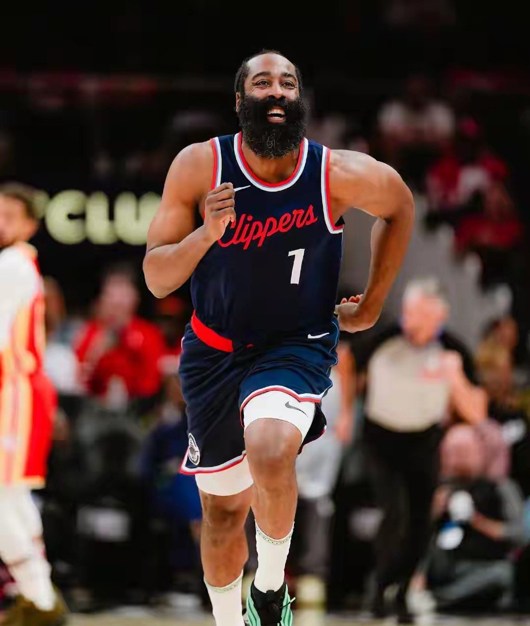 包含快船阵容调整，防守端展现强大战力的词条