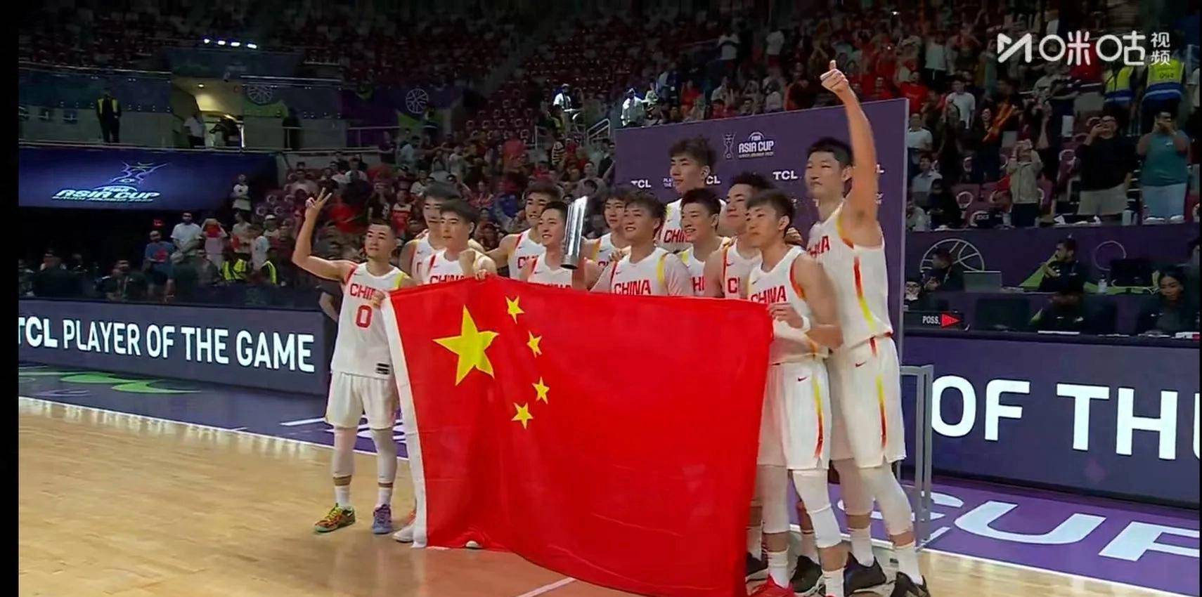 包含顽强拼搏，球队铁血精神令人敬佩的词条