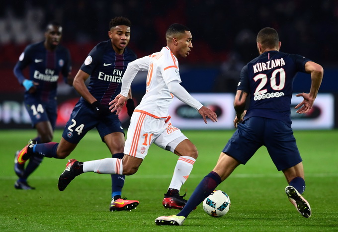 瓦朗谢纳惨败对手,遭受一场失利 瓦朗谢纳惨败对手,遭受一场失利