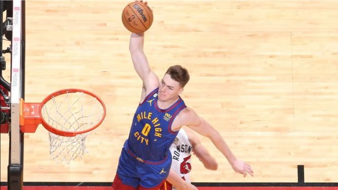 热火选秀新秀首秀大放异彩，赢得球迷喝彩